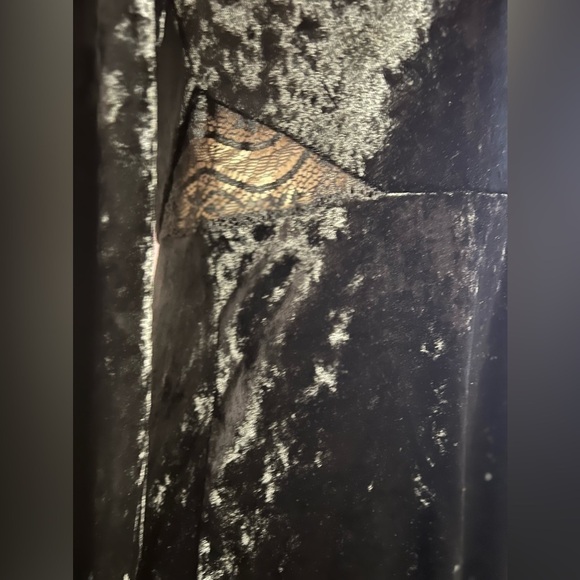 FREE PEOPLE Womens Kat Velvet Dress M Black Boho V Neck Lace Open Back NWT - Picture 6 of 12